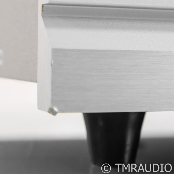 IsoTek Evo3 Sigmas AC Power Line Conditioner
