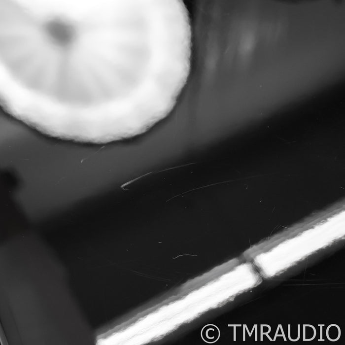 JL Fathom F113v2 13.5" Powered Subwoofer; Black Gloss