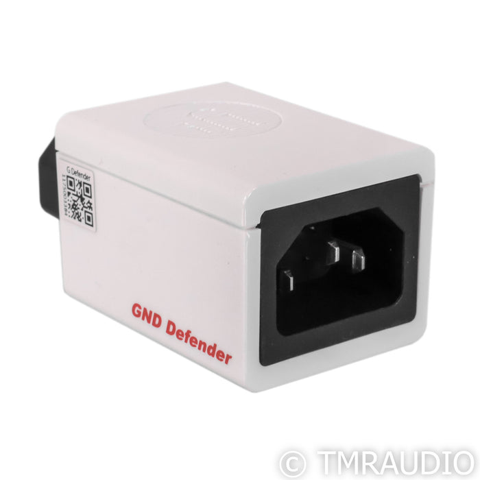 iFi Audio GND Defender Ground Loop Eliminator