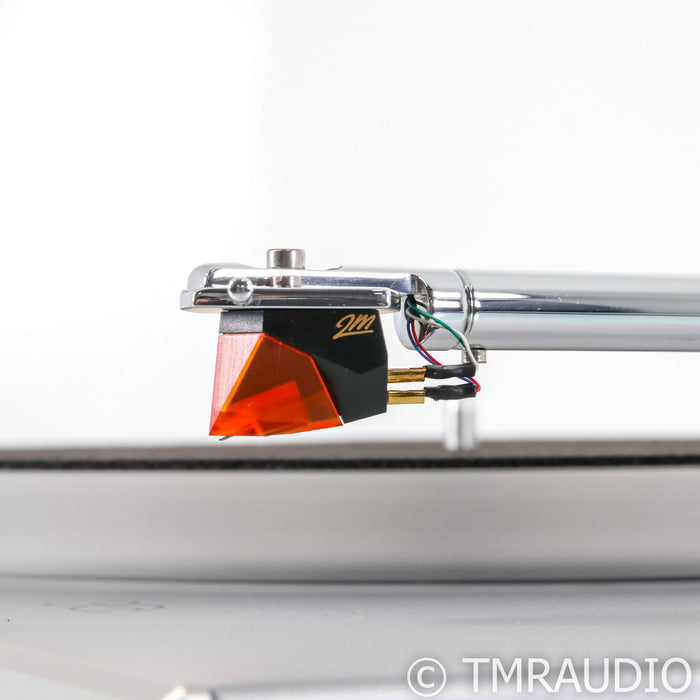 AVM Rotation 30.3 Belt Drive Turntable; Silver, 2M Bronze MM (Demo w/ Warranty)
