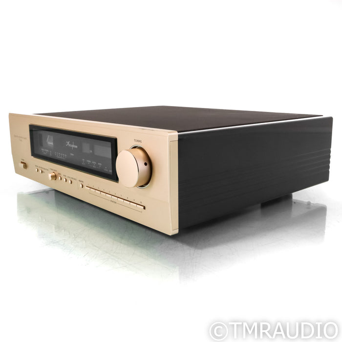 Accuphase T-1100 Stereo FM Tuner