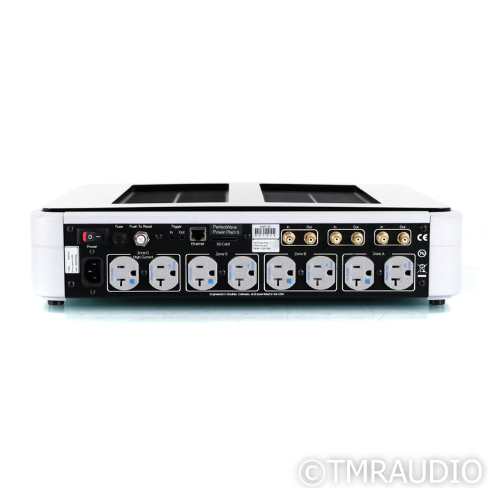 PS Audio PerfectWave Power Plant 5 AC Power Line Regenerator
