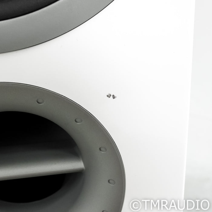 Triangle Signature Delta Floorstanding Speakers; White Pair (Demo w/ Warranty)