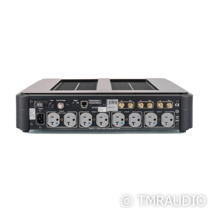 PS Audio PerfectWave Power Plant 5 AC Power Line Regenerator