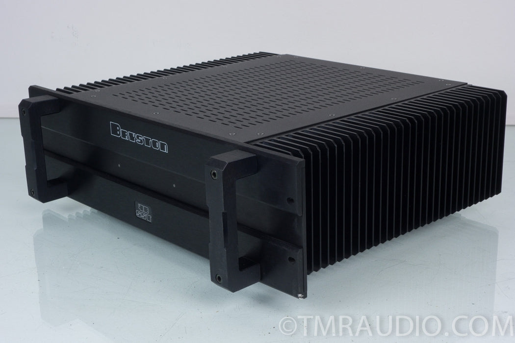 Bryston 4B-SST-120 Amplifier in Factory Box