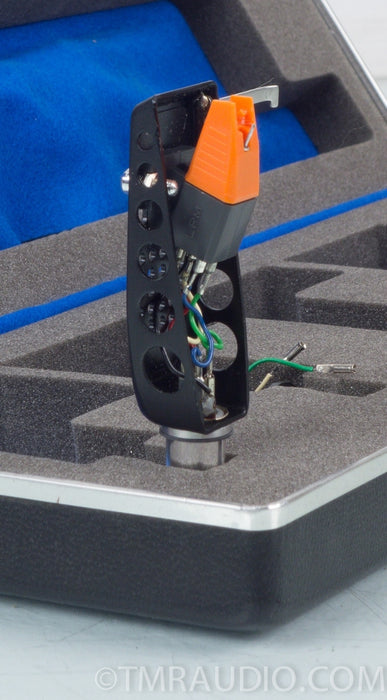 Acutex Headshells & Cartridges in Hardshell Carry Case