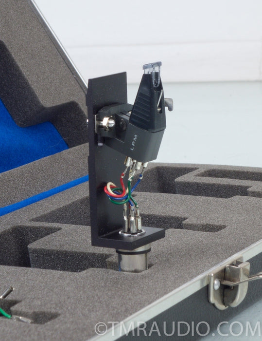 Acutex Headshells & Cartridges in Hardshell Carry Case