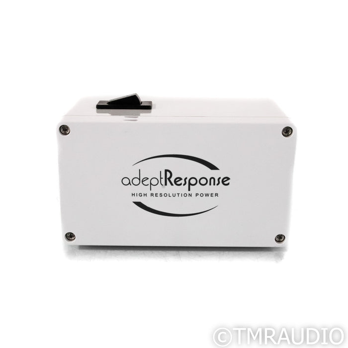 Audience Adept Response aR2p-T3 Power Conditioner; 20Amp (Open Box)