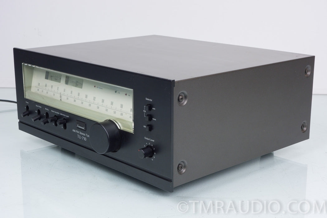 Sansui TU-710 Vintage AM / FM Stereo Tuner
