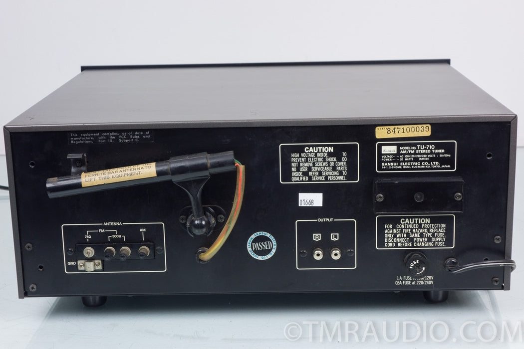 Sansui TU-710 Vintage AM / FM Stereo Tuner