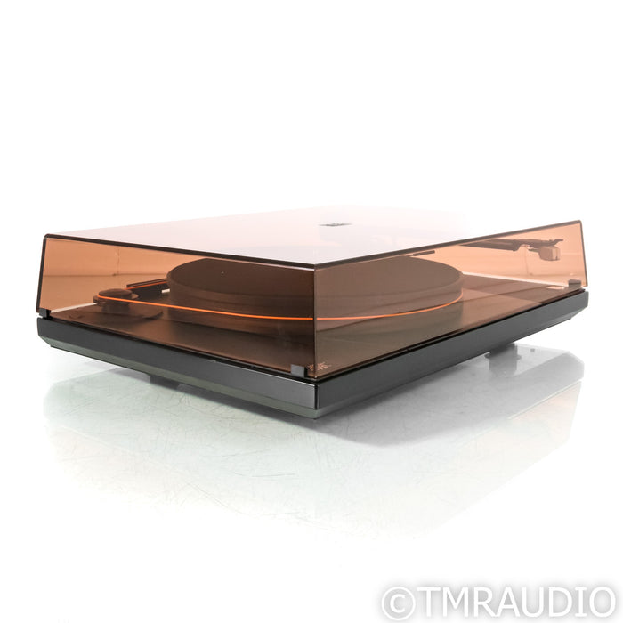 MoFi UltraDeck+ Belt Drive Turntable; MoFi UltraTracker MM Cartridge