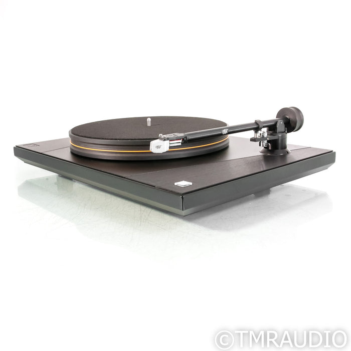 MoFi UltraDeck+ Belt Drive Turntable; MoFi UltraTracker MM Cartridge