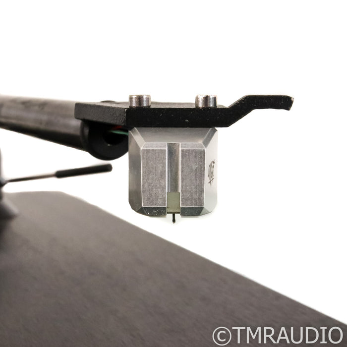MoFi UltraDeck+ Belt Drive Turntable; MoFi UltraTracker MM Cartridge