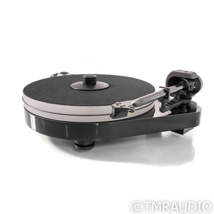 Pro-Ject RPM 5 Carbon Belt-Drive Turntable; Black w/ Sumiko Amethyst MM