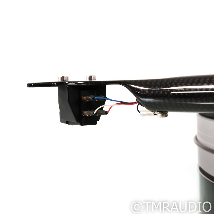 Pro-Ject RPM 5 Carbon Belt-Drive Turntable; Black w/ Sumiko Amethyst MM