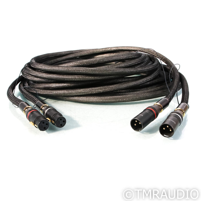 Tara Labs The 0.5; 8m Pair Balanced Interconnects w/ HFX Grounding Station