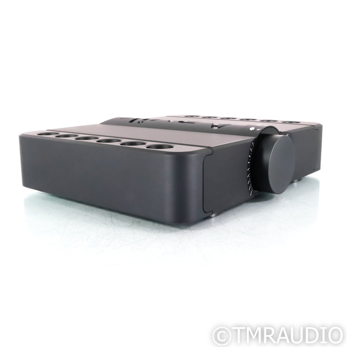 Aavik C-380 Stereo Preamplifier; MC Phono