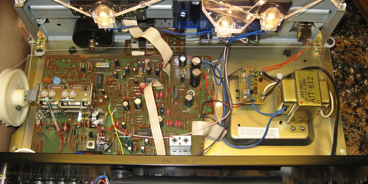 Pioneer TX-6800 Vintage AM / FM Stereo Tuner — The Music Room