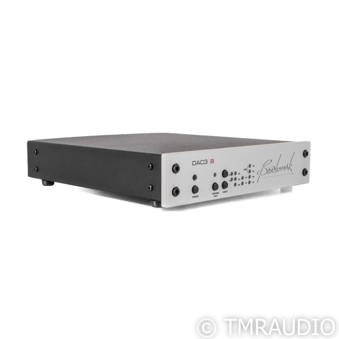 Benchmark DAC3 B DAC; D/A Converter