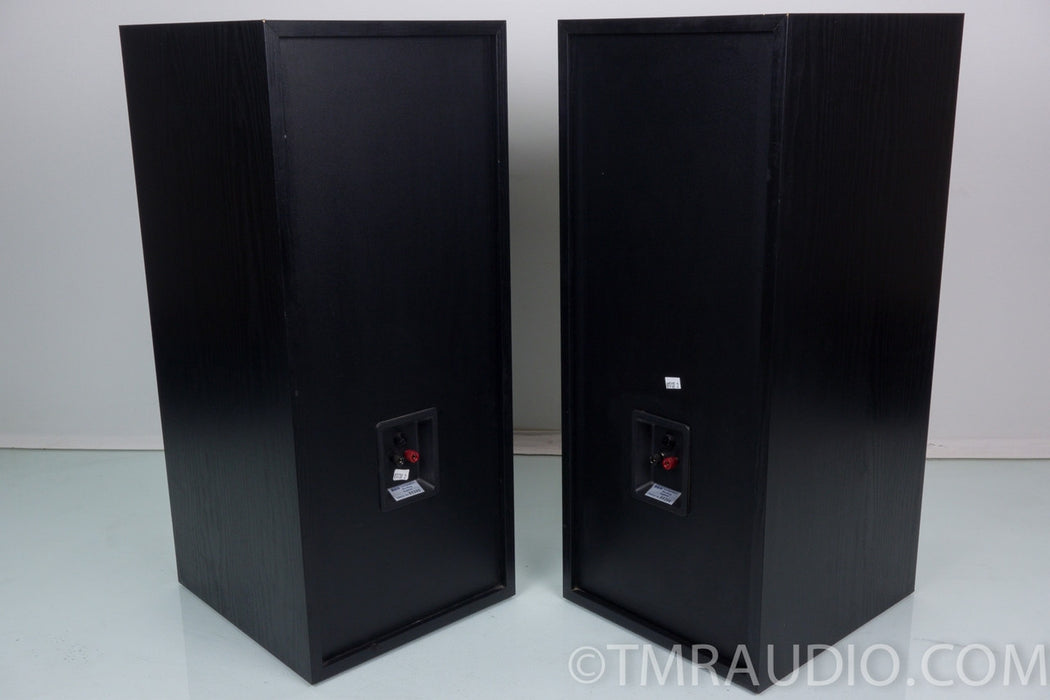 B&W DM220 Speakers