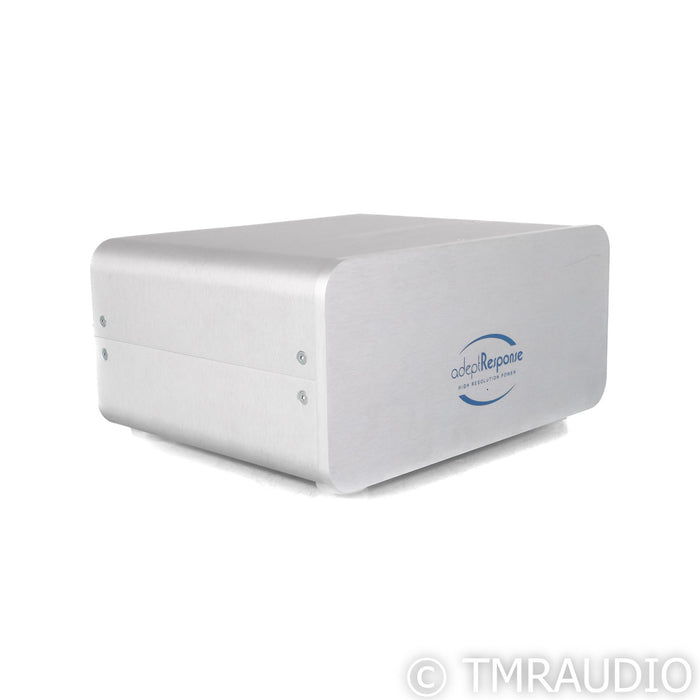 Audience Adept Response aR6 AC Power Conditioner; 15A w/ powerChord SE-i (Open Box)