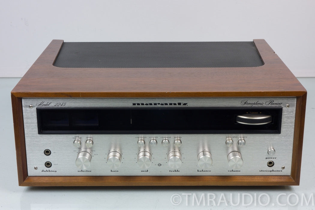 Marantz 2245 Vintage AM / FM Receiver