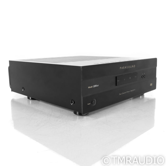 Parasound NewClassic 2250 v.2 Stereo & Mono Power Amplifier