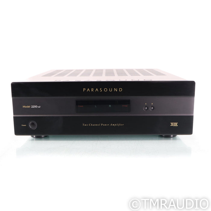 Parasound NewClassic 2250 v.2 Stereo & Mono Power Amplifier