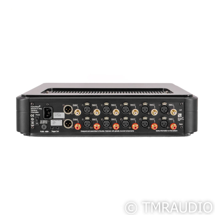 PS Audio BHK Signature Stereo Tube Hybrid Preamplifier