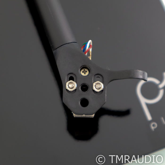 Rega Planar 1 Plus Belt Drive Turntable; Black  with Rega Carbon MM