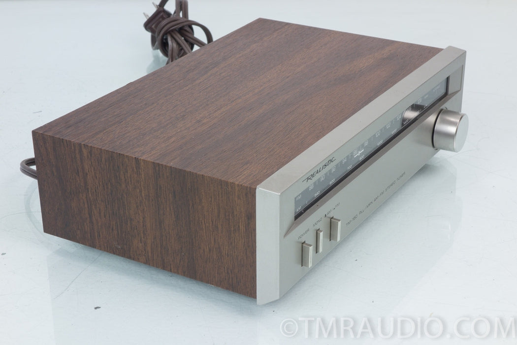 Realistic TM-150 AM / FM Tuner