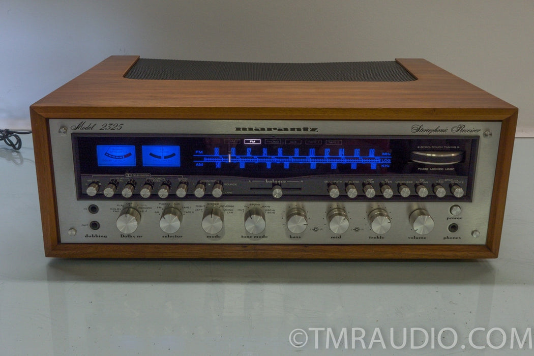 Marantz 2325 Vintage AM/FM Stereo Receiver with Wood Case