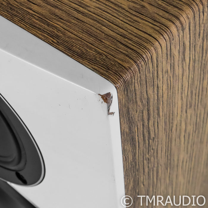 ELAC Uni-Fi Reference UBR62 Bookshelf Speakers; Satin White & Oak Pair