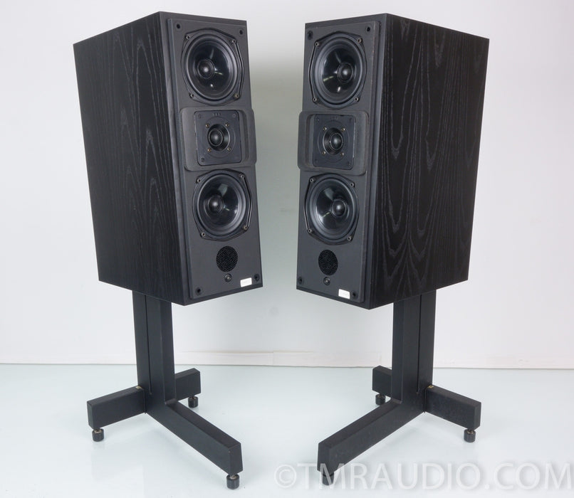 Meridian M20 Active Speakers with Stands