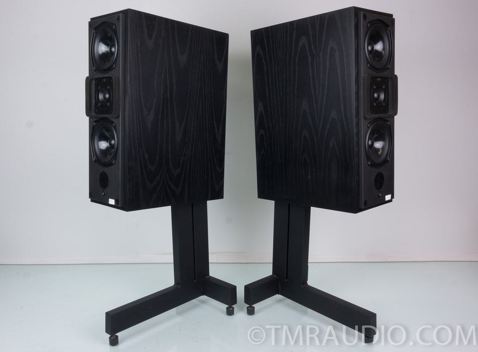 Meridian M20 Active Speakers with Stands