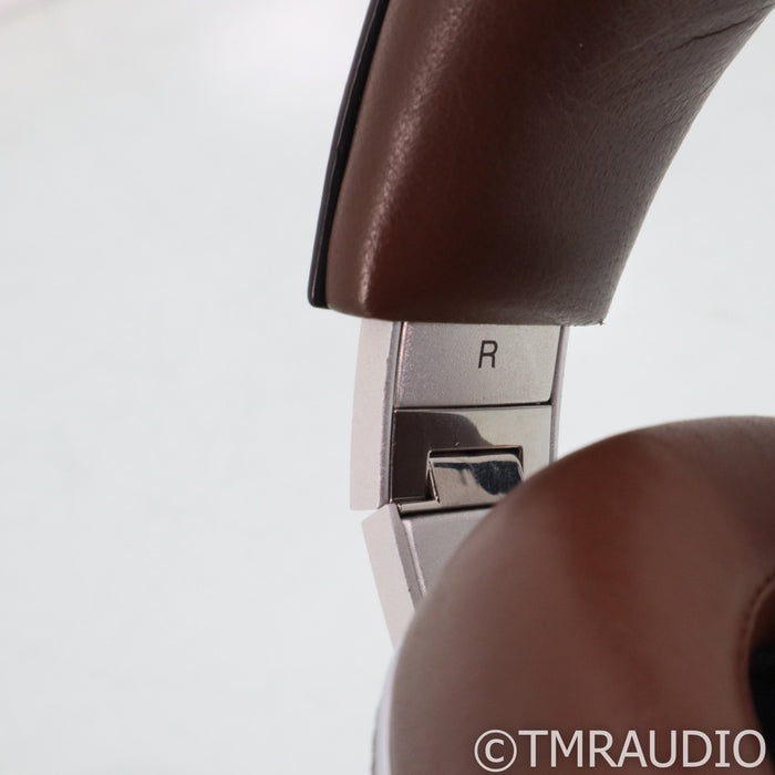 Bowers & Wilkins P9 Signature Closed Back Headphones