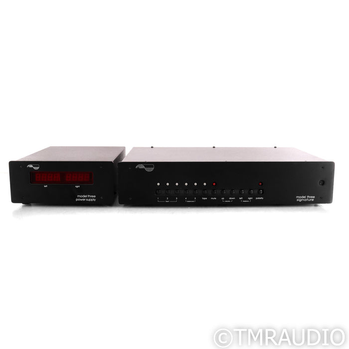 Muse Model Three Signature Stereo Preamplifier (No Remote)