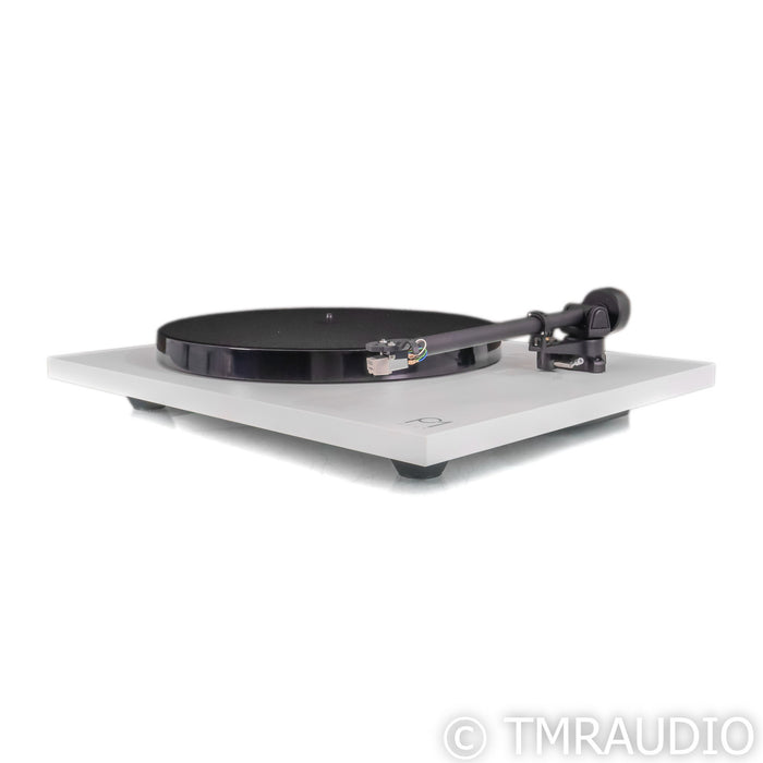 Rega Planar 1 Plus Belt Drive Turntable; White w/ Rega Carbon MM Cartridge