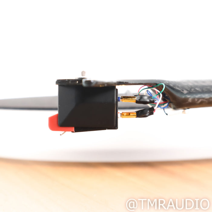 Pro-Ject X2 Belt-Drive Turntable; Sumiko Moonstone MM Cartridge