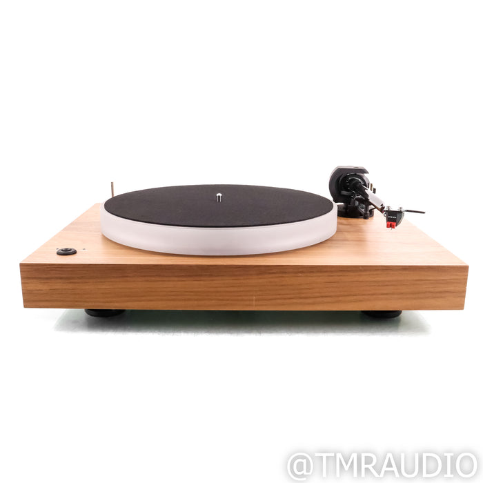 Pro-Ject X2 Belt-Drive Turntable; Sumiko Moonstone MM Cartridge
