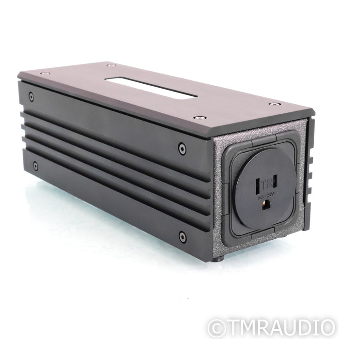 IsoTek EVO3 Syncro Uni DC Blocker; C19 (Open Box)