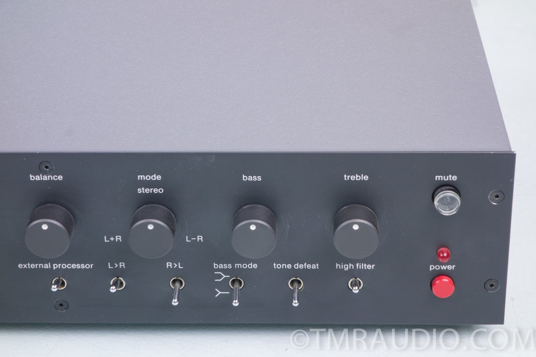 Apt Holman Stereo Preamplifier