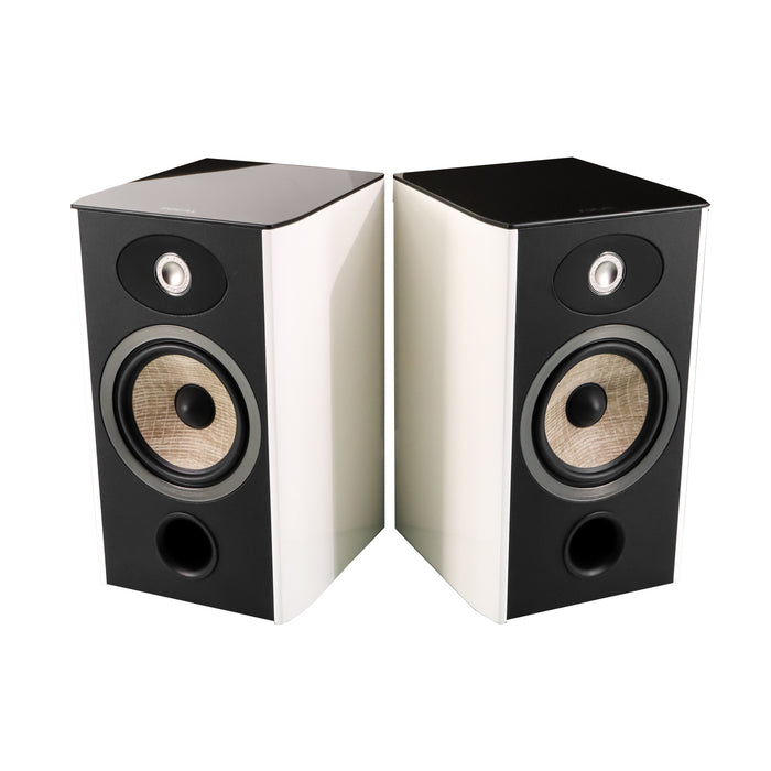Focal Aria 906 Bookshelf Speakers; White Lacquer Pair
