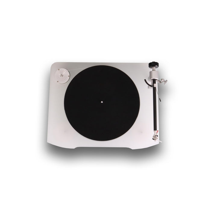 Marantz TT-15 Belt-Drive Turntable; Clearaudio Virtuoso Wood MM