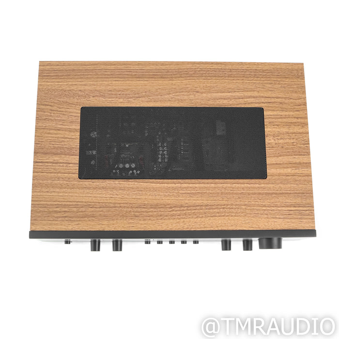 NAD Electronics C 3050 Stereo Integrated Amplifier