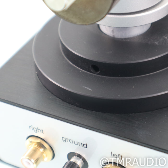 Mark Levinson No. 5105 Belt-Drive Turntable (No Cartridge)