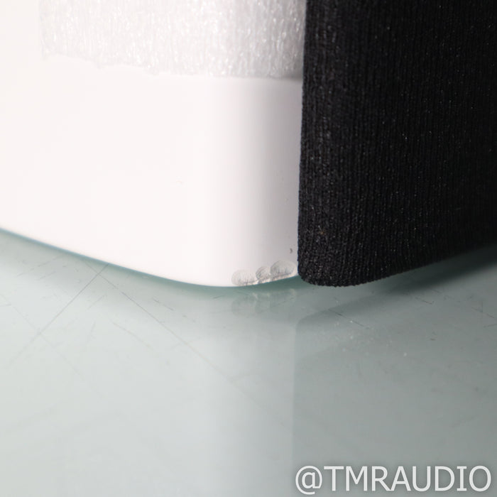 Dali Epicon 2 Bookshelf Speakers; White Satin Pair