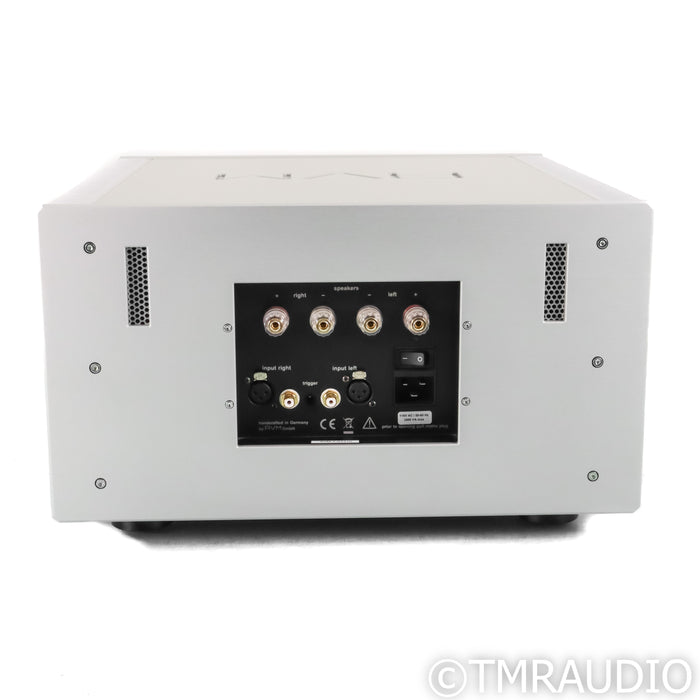 AVM Ovation SA 8.2 Stereo Power Amplifier