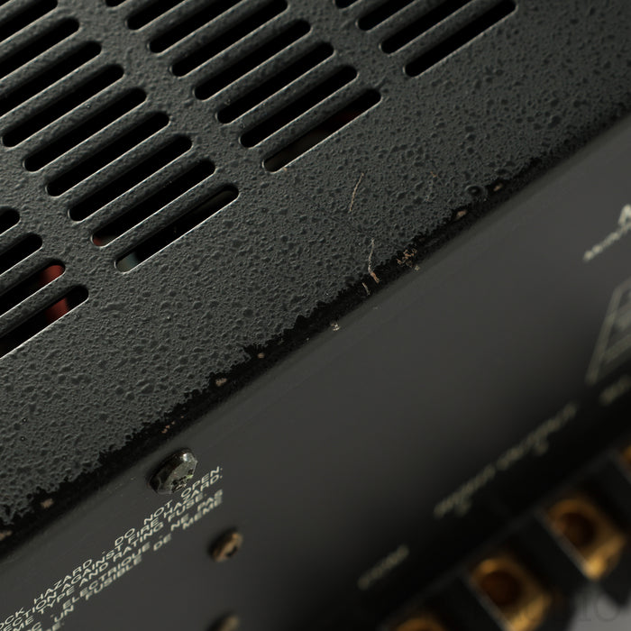 McIntosh MC300 Stereo Power Amplifier