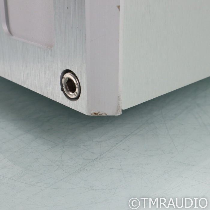 IsoTek Nova GII AC Power Line Conditioner
